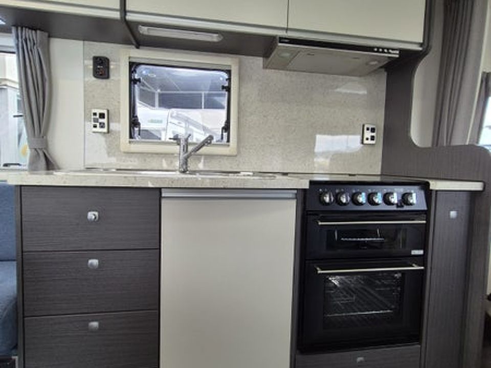 Southern Star 680 Platinum