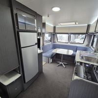 Thumbnail of Southern Star 680 Platinum