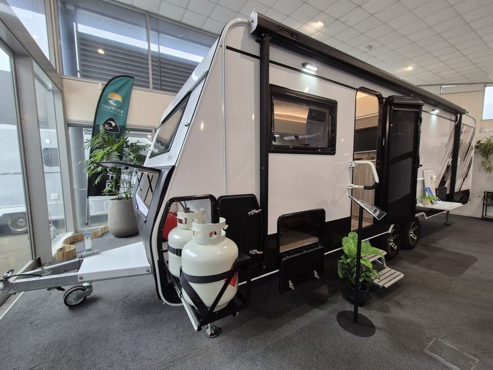 Southern Star Roam 744