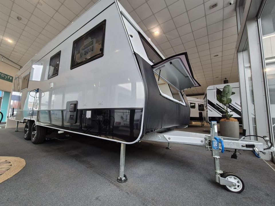 Southern Star Roam 744