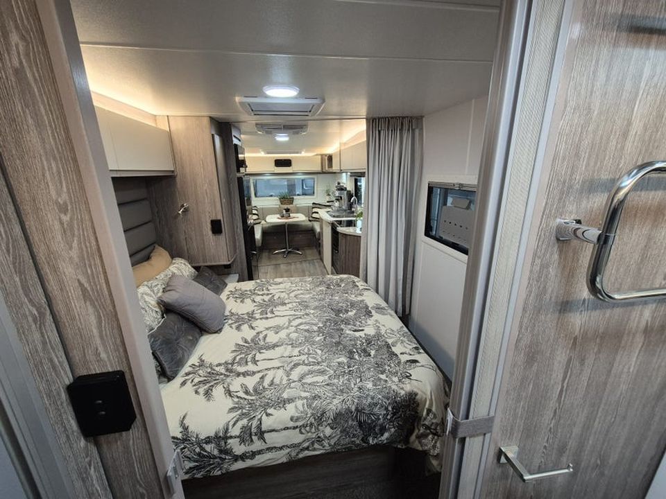 Southern Star Roam 744