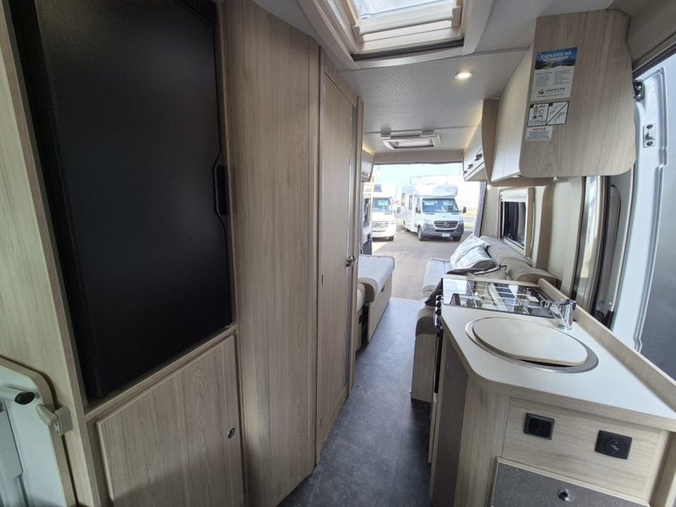 Elddis Autoquest CV20