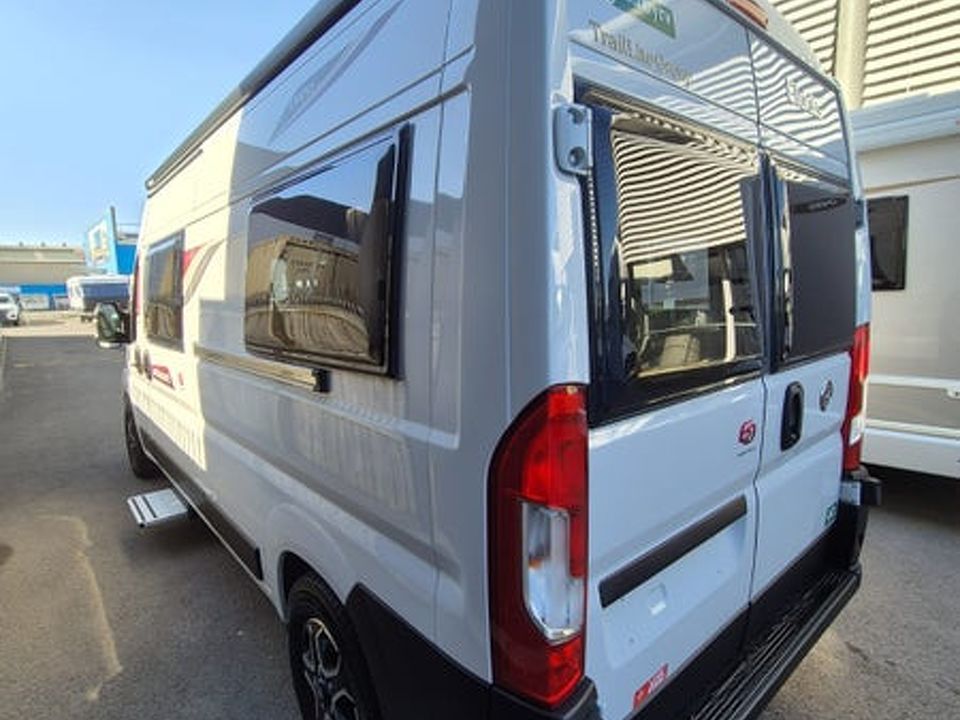 Elddis Autoquest CV20