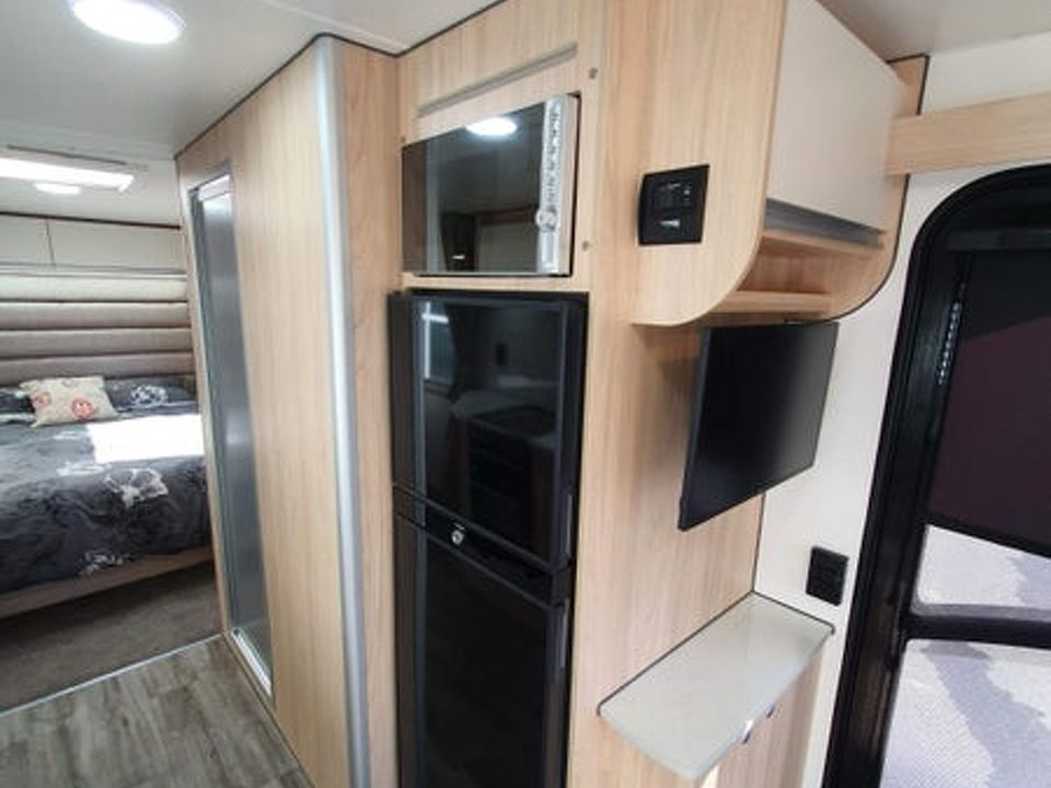 Leisureline Vista 674 Mid Shower