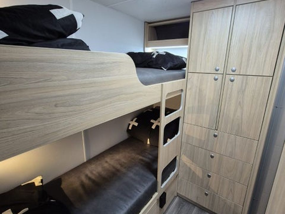 Leisureline Vista 766 Bunk Model