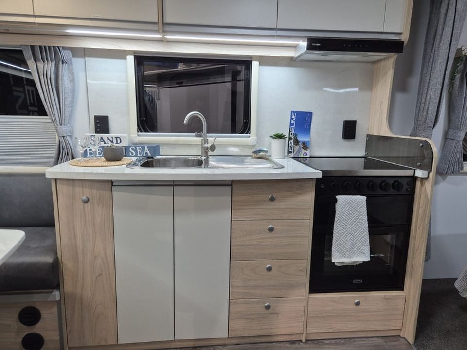 Leisureline Vista 766 Bunk Model