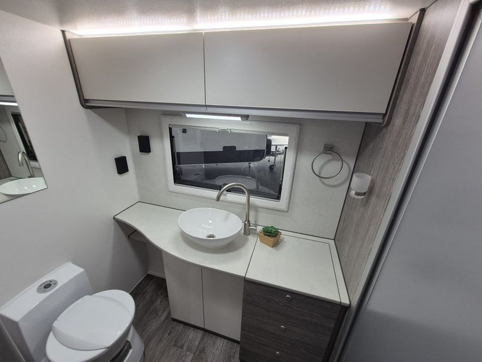 Southern Star Roam 684