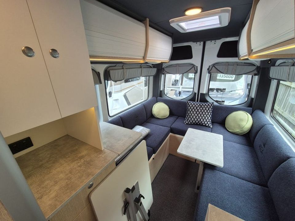 Kea Nomad Elite M700 Raglan Edition