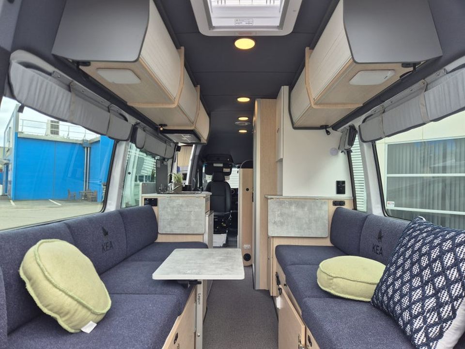 Kea Nomad Elite M700 Raglan Edition