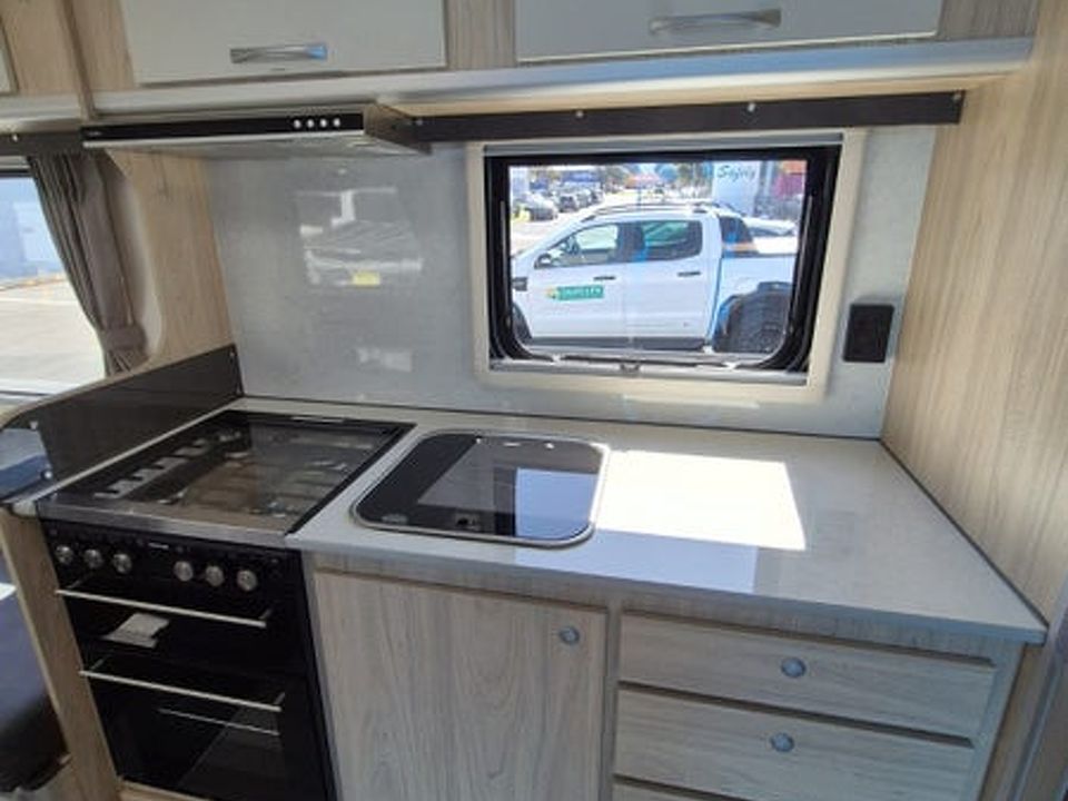 Leisure Line Nomad 482