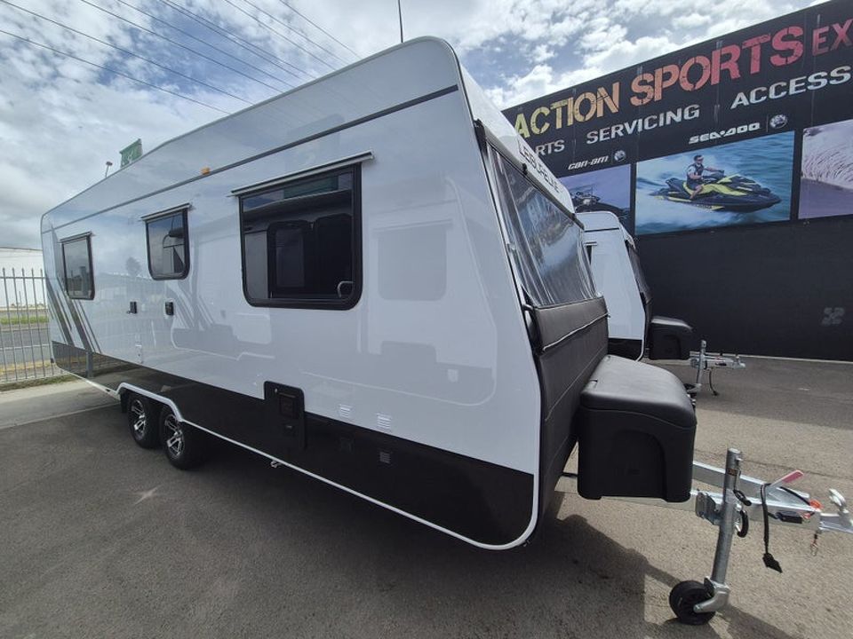 Leisureline Vista 674 (Mid Bathroom)