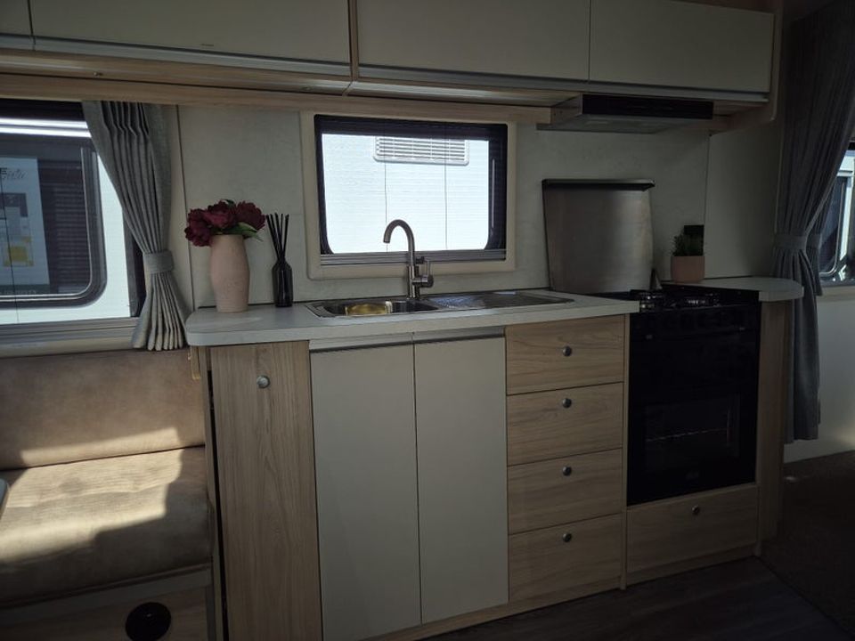 Leisureline Vista 724