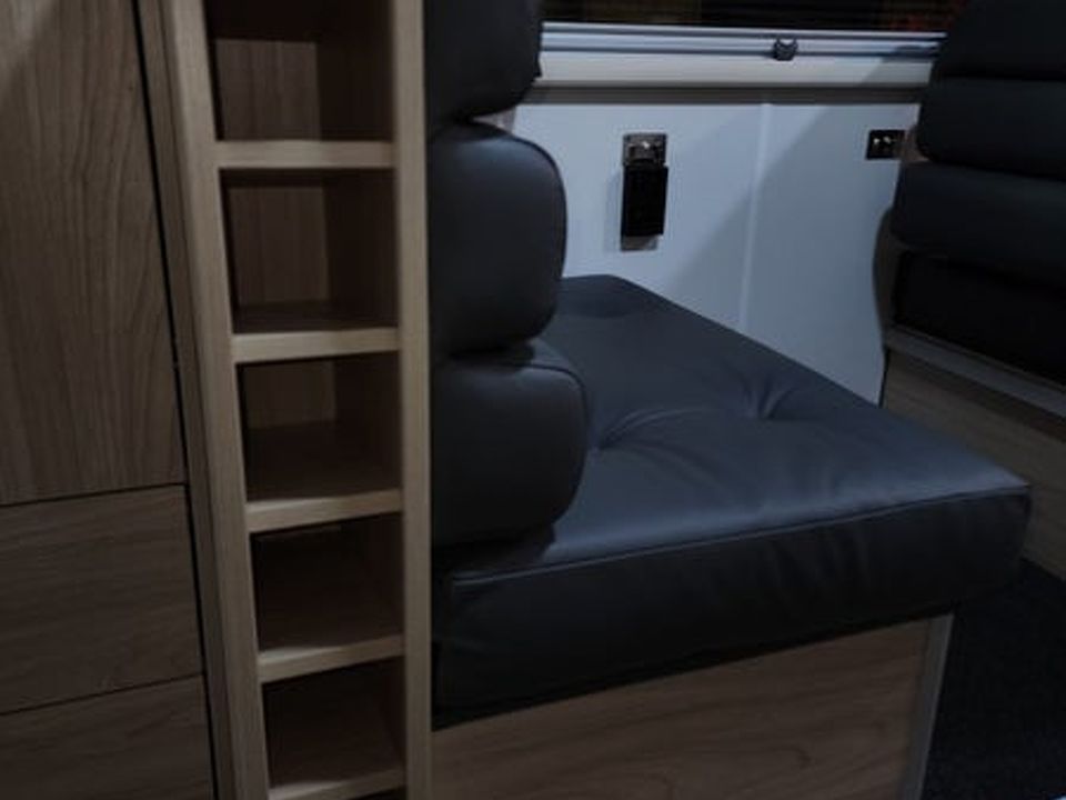 Leisureline Vista 906