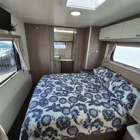 Thumbnail of Leisureline 724 Platinum