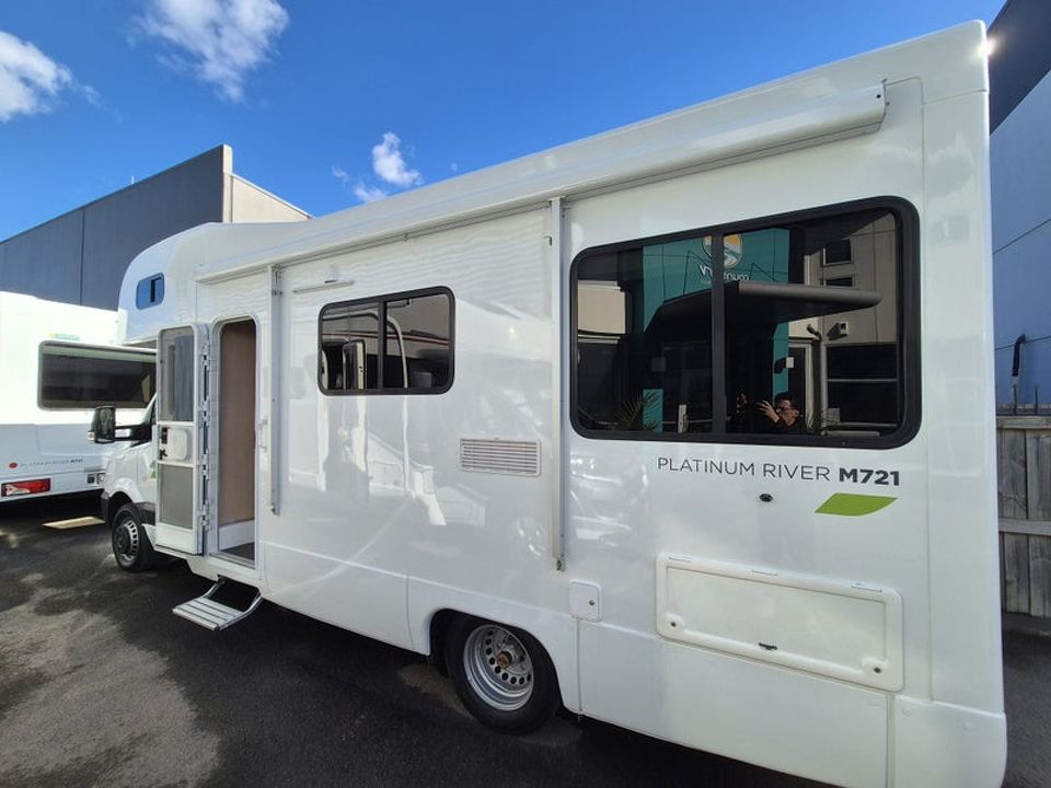 Kea Platinum Mercedes Sprinter 6 Berth