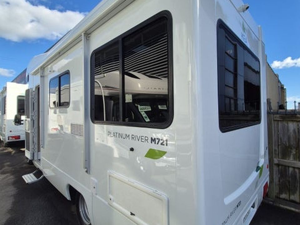 Kea Platinum Mercedes Sprinter 6 Berth