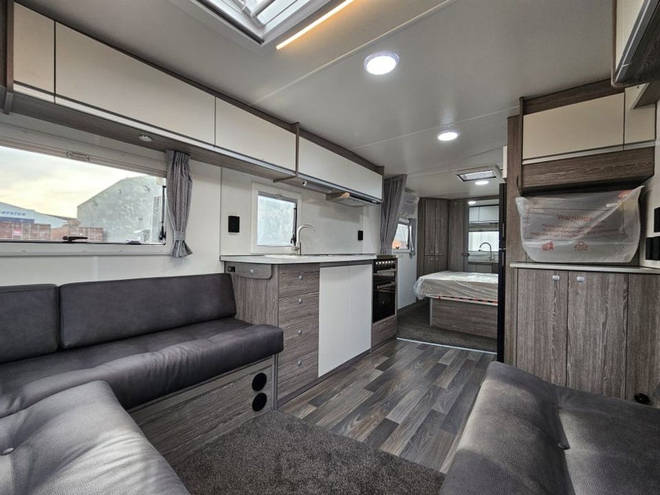 Southern Star Roam 744