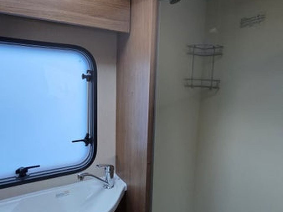 Autotrail Imala 734