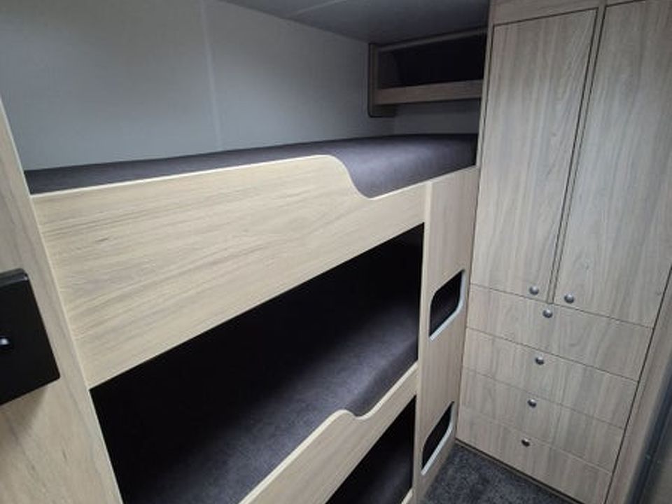 Leisureline Vista 766 Bunk Model