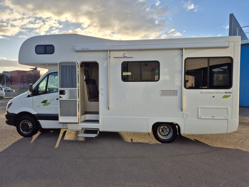 Kea Platinum Mercedes Sprinter 6 Berth
