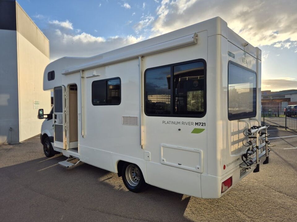 Kea Platinum Mercedes Sprinter 6 Berth