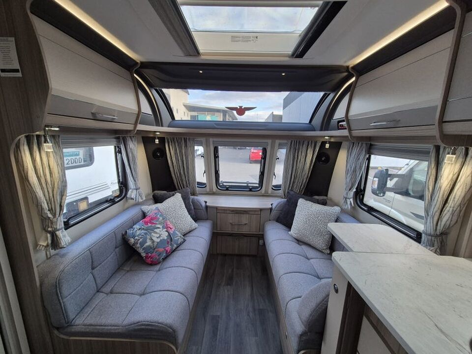 Coachman Acadia 575
