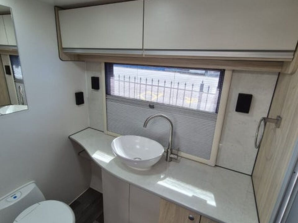 Leisureline Platinum 675