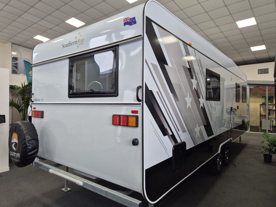 Southern Star Roam 744