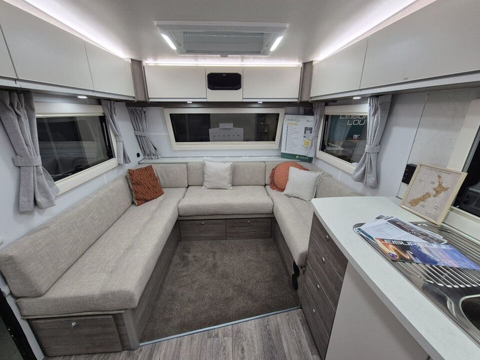 Southern Star Roam 744