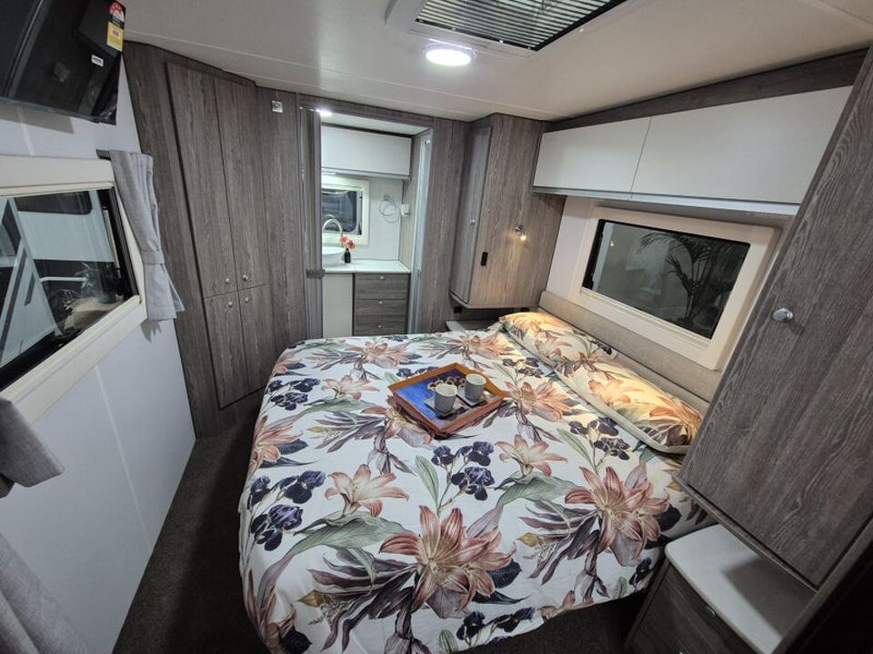 Southern Star Roam 744